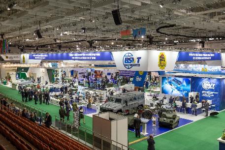 Начальник Объединенного штаба ОДКБ принял участие в открытии 9-й Международной выставки вооружения и военной техники «MILEX-2019»