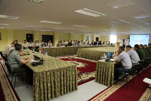 В Бишкеке проходят штабные переговоры по подготовке учений Коллективных сил быстрого развертывания Центральноазиатского региона "Рубеж-2016"