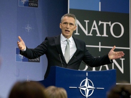 НАТО вдвое увеличит число военных учений в Европе