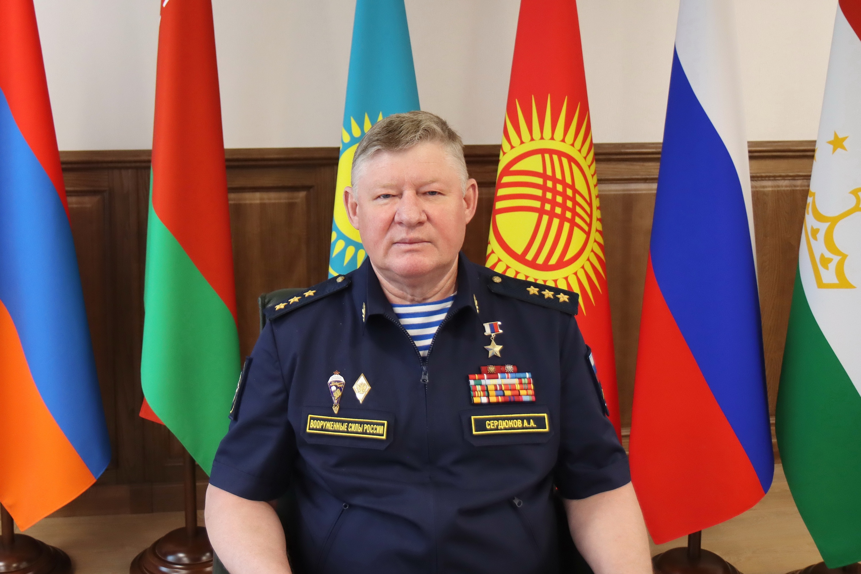 Начальник Объединенного штаба ОДКБ генерал-полковник А.Н.Сердюков.jpg
